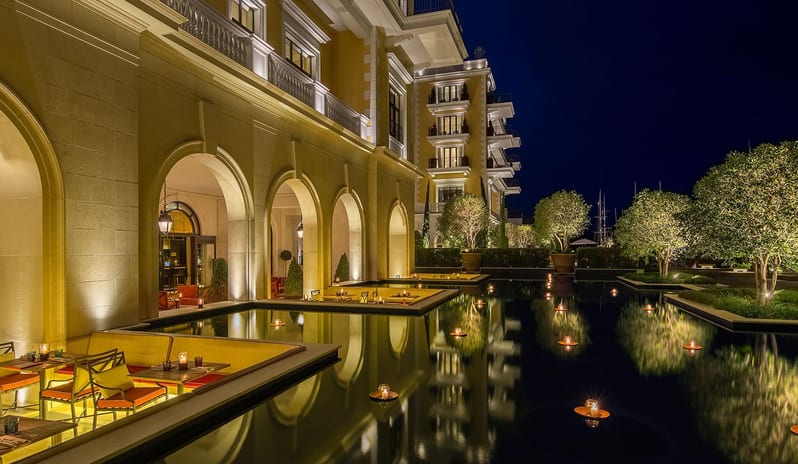 Regent Porto Montenegro-Libary Bar 1_6783